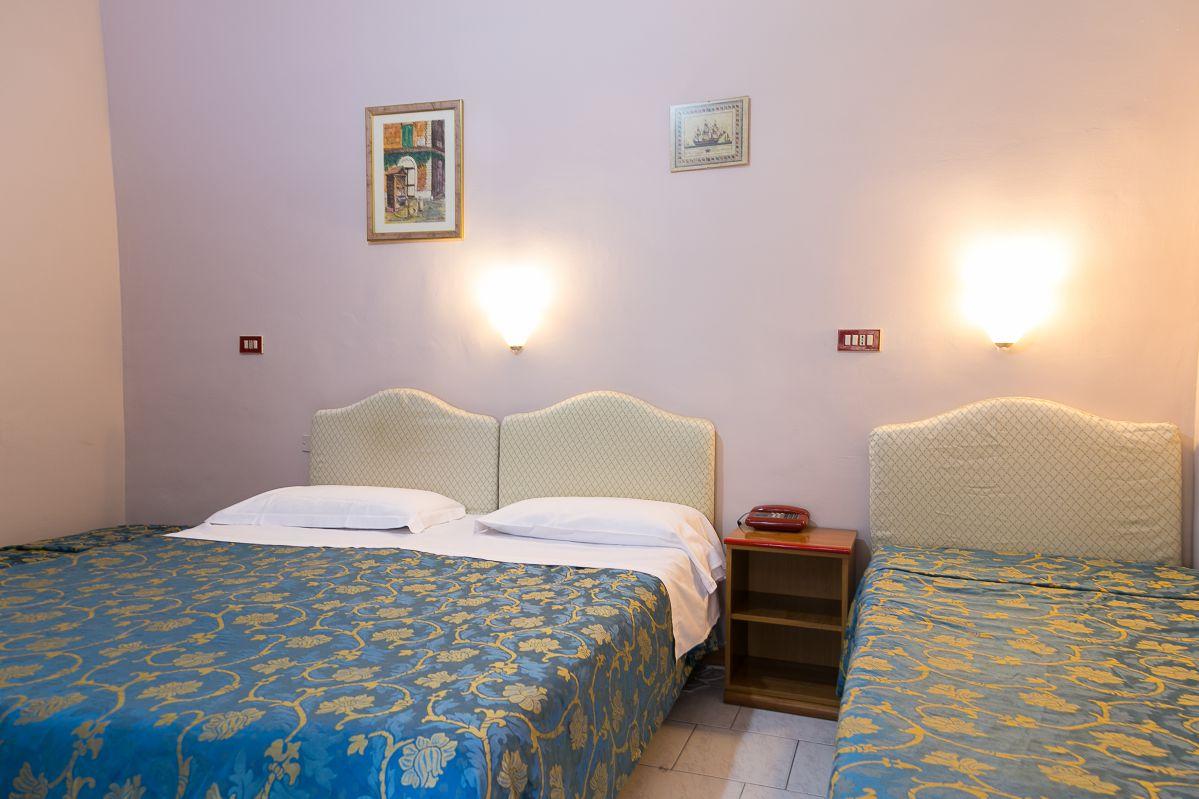 רומא Hotel Altavilla 9 מראה חיצוני תמונה