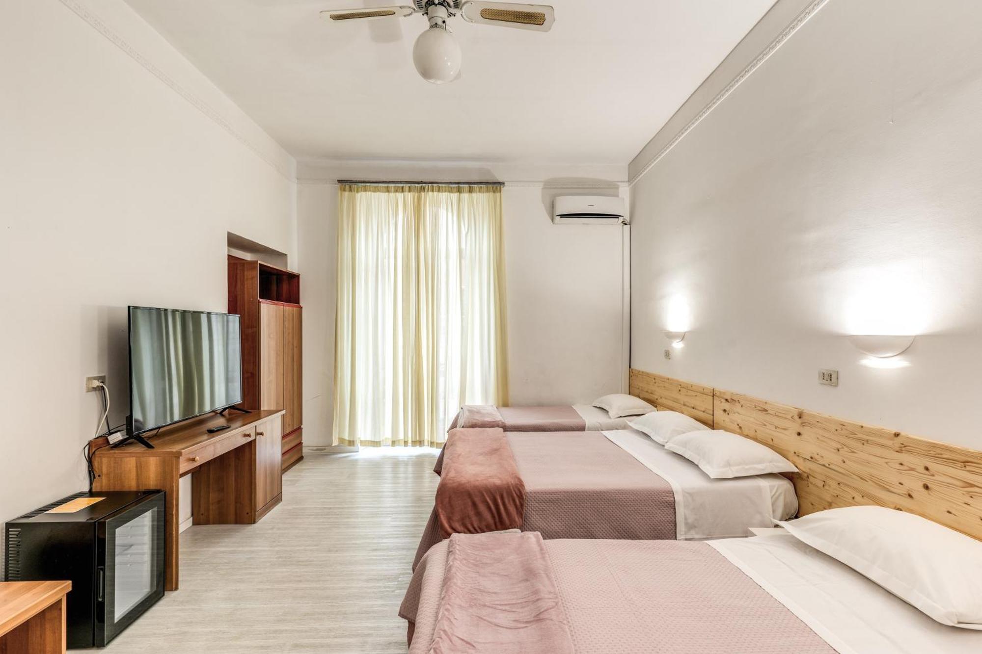 רומא Hotel Altavilla 9 מראה חיצוני תמונה