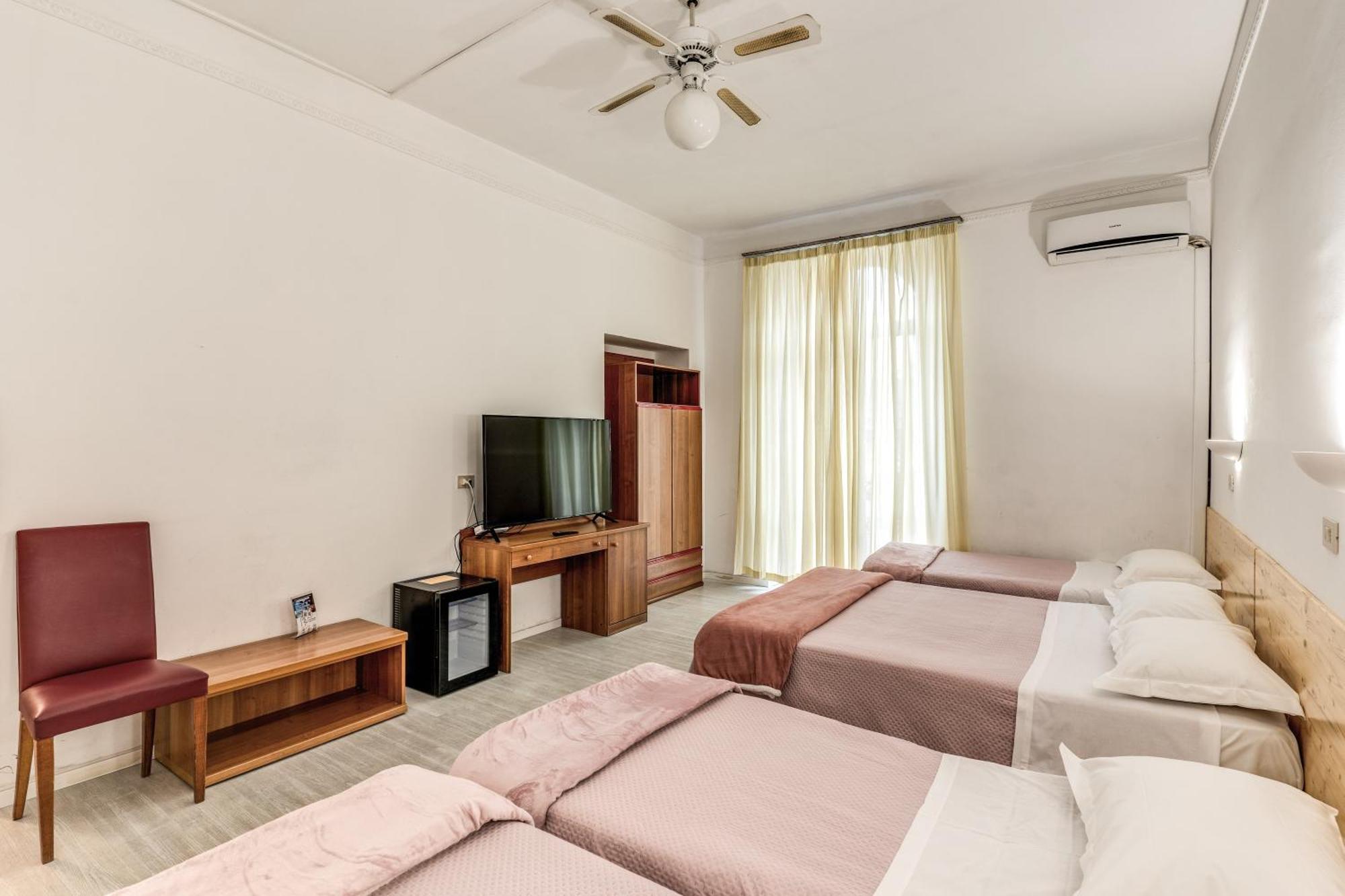 רומא Hotel Altavilla 9 מראה חיצוני תמונה