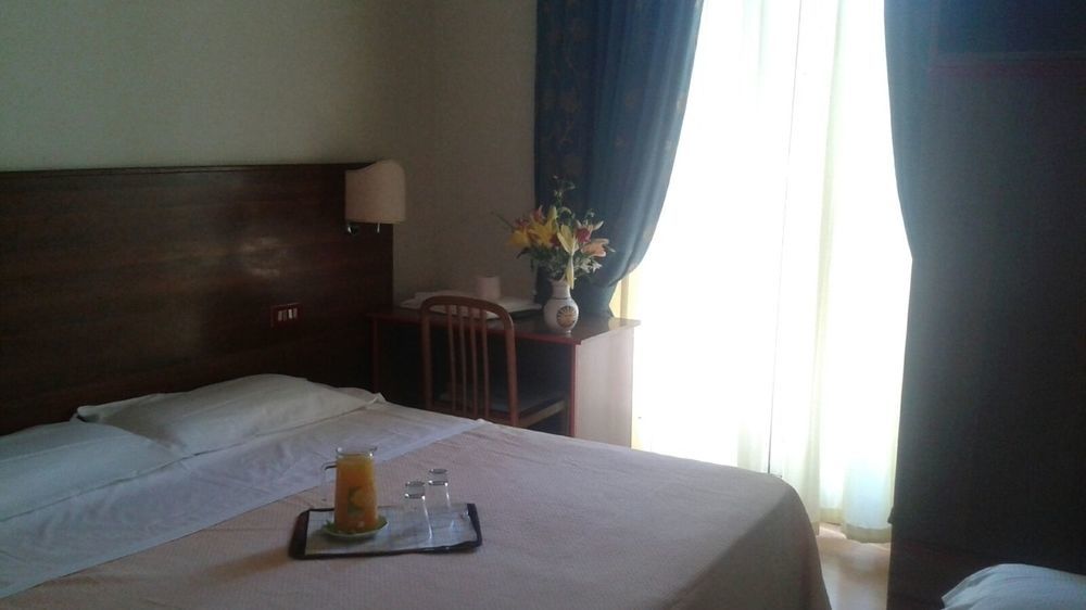 רומא Hotel Altavilla 9 מראה חיצוני תמונה