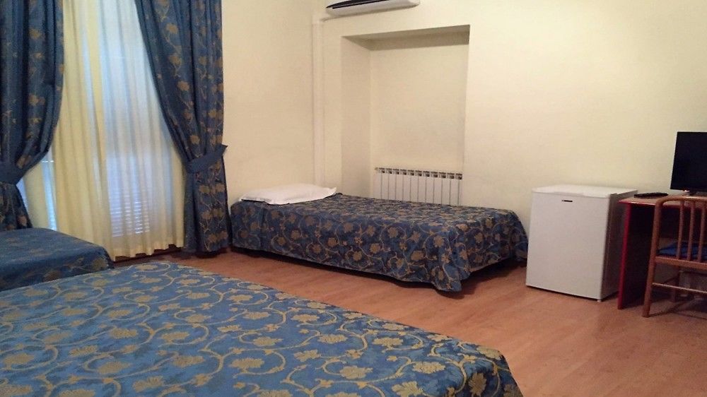 רומא Hotel Altavilla 9 מראה חיצוני תמונה